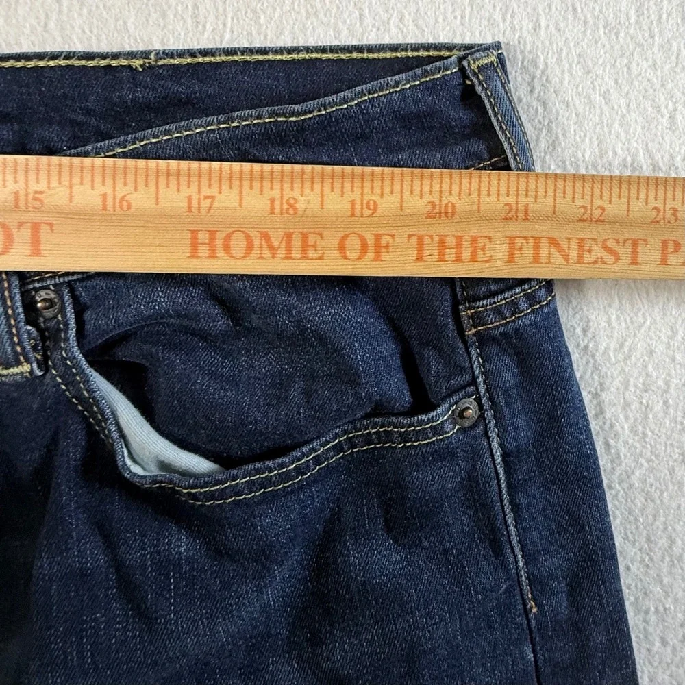 Levis levi 569
